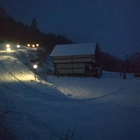 Будинок відпочинку Котеджі П'ять зірок Славське
